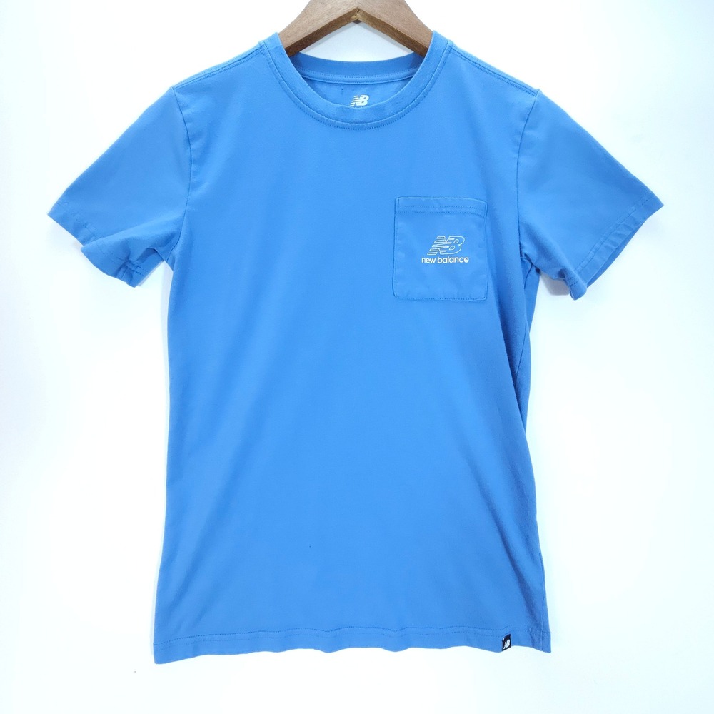 Streetwear New Balance T Shirt Boys L 14/16 Blue Pocket Logo Tee